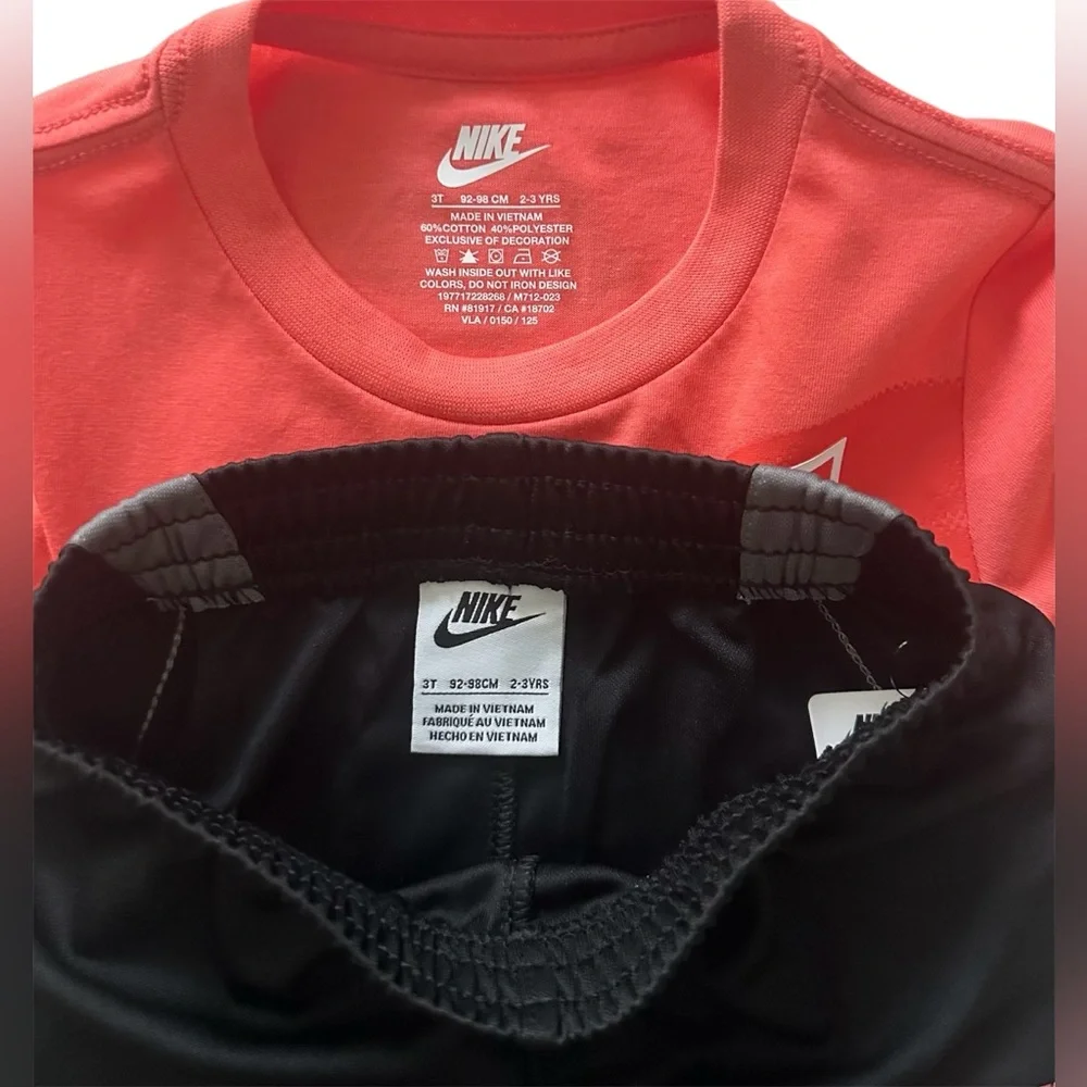 Nike Boys 2PC Outfit Set Size 3T Coral Logo T-shirt & Black Athletic Shorts NWT